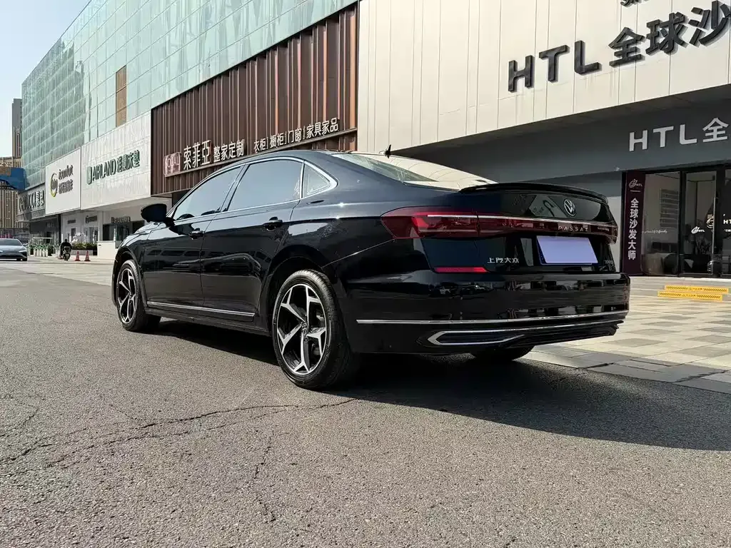 Volkswagen Passat — фото 9