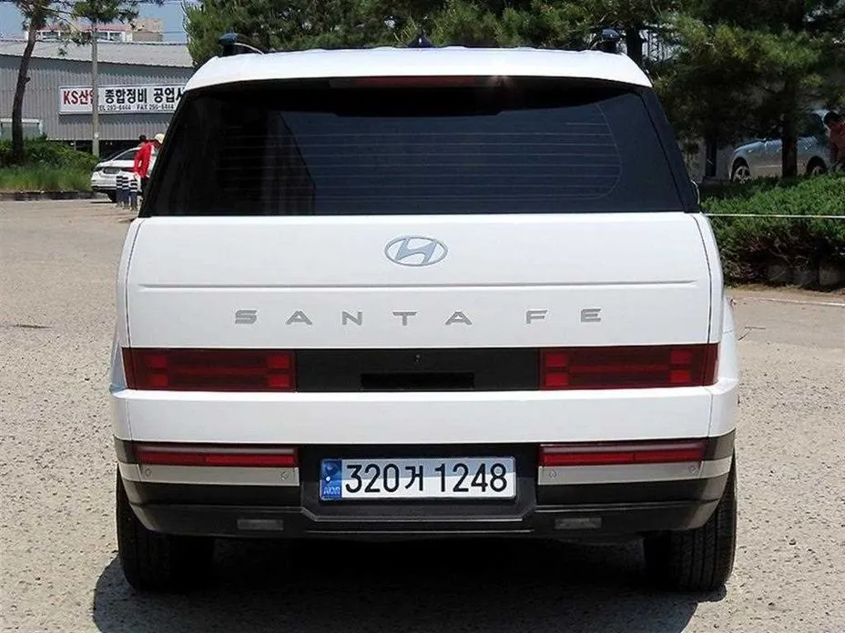 Hyundai Santafe — фото 6
