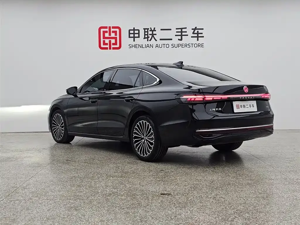 Volkswagen Passat — фото 4