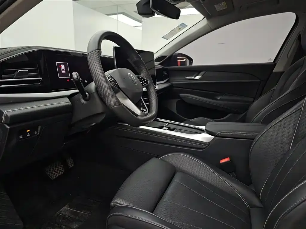Volkswagen Passat — фото 8