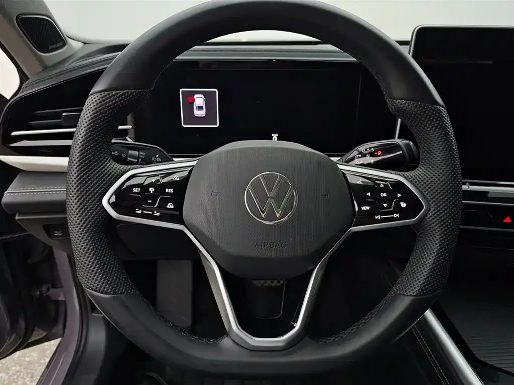 Volkswagen Passat — фото 5