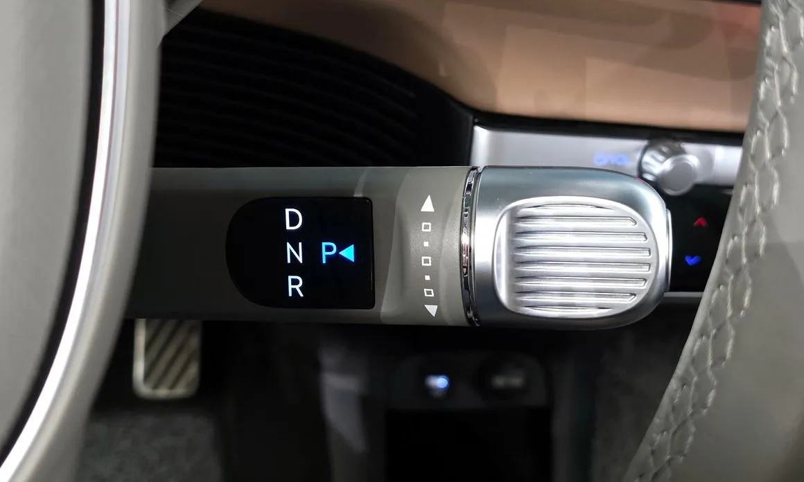 Hyundai Ioniq5 — фото 2