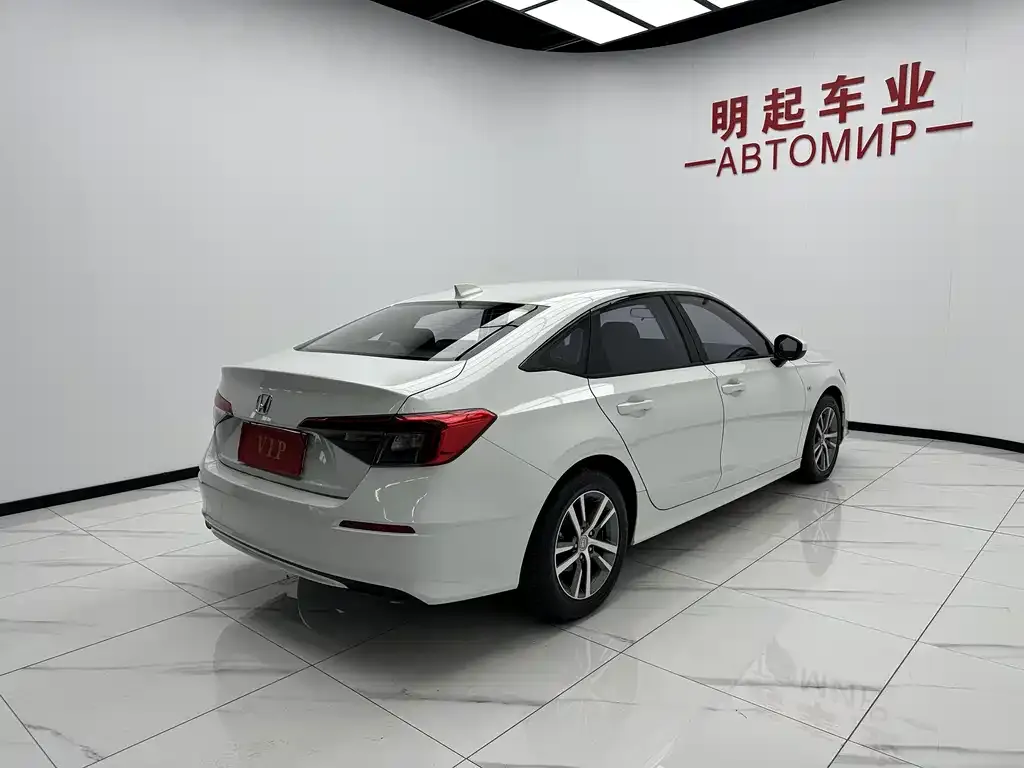 Honda Civic — фото 5