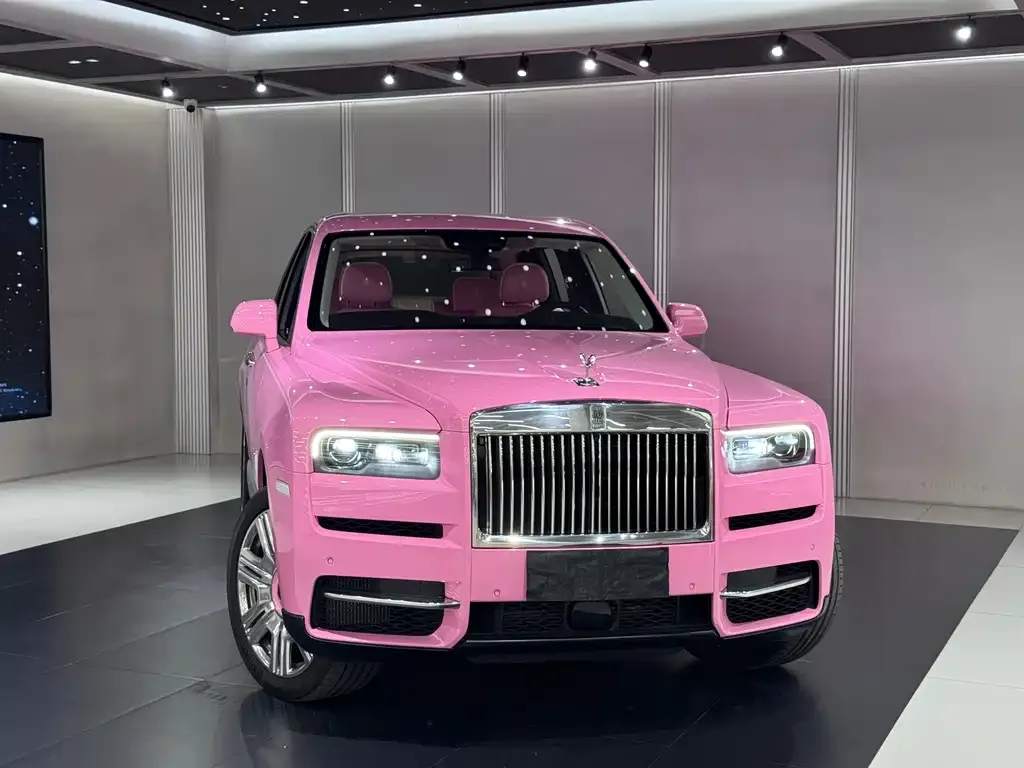 Rolls-Royce Cullinan — фото 1
