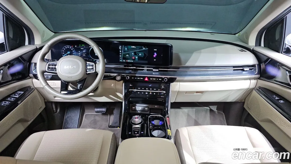 Kia Carnival — фото 10