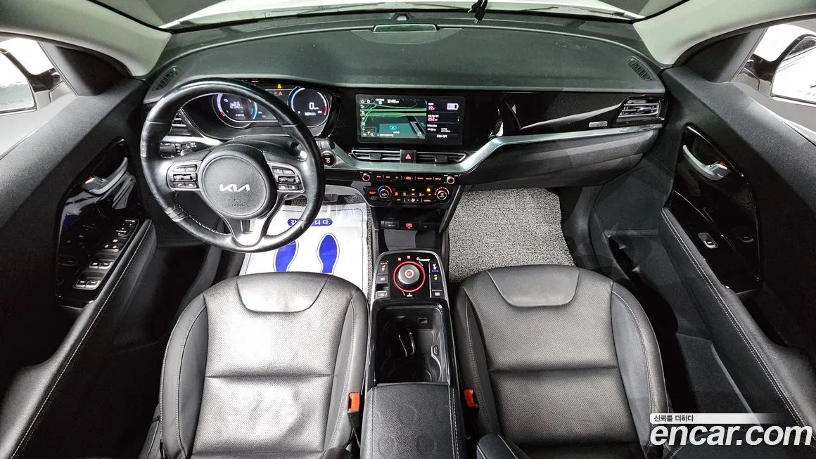Kia Niro — фото 10