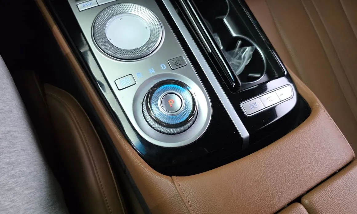 Genesis G80 — фото 9