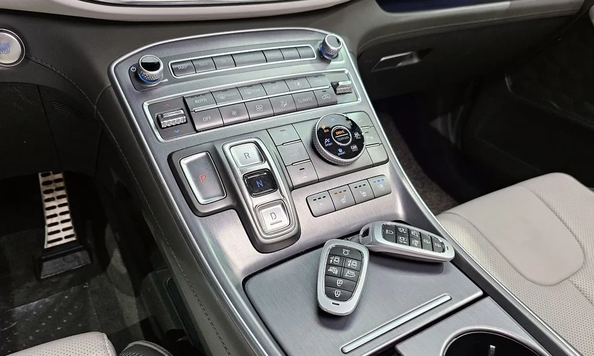 Hyundai Santafe — фото 8