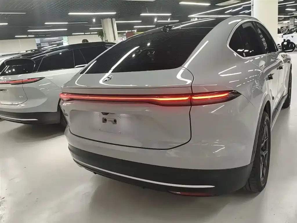 NIO EC6 — фото 6
