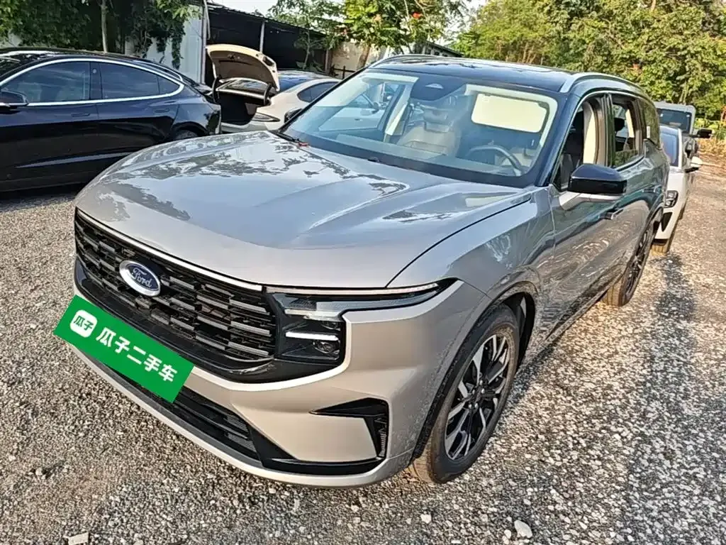 Ford Edge — фото 1