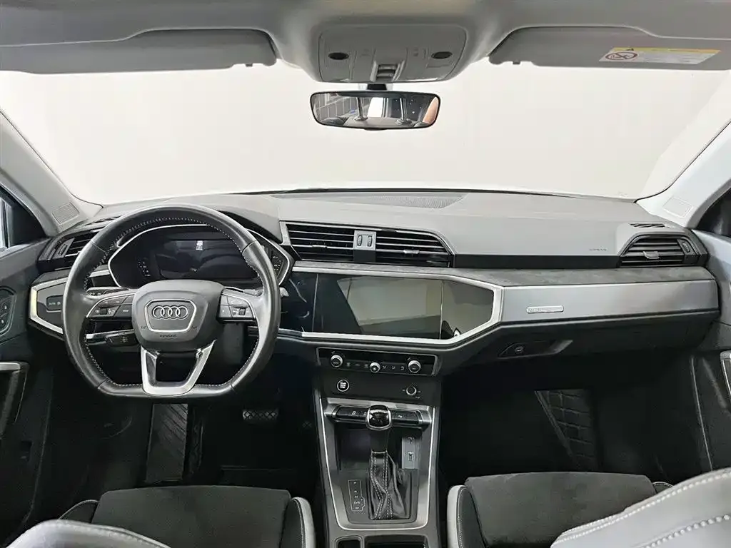Audi Q3 2021 из CN, фото 4