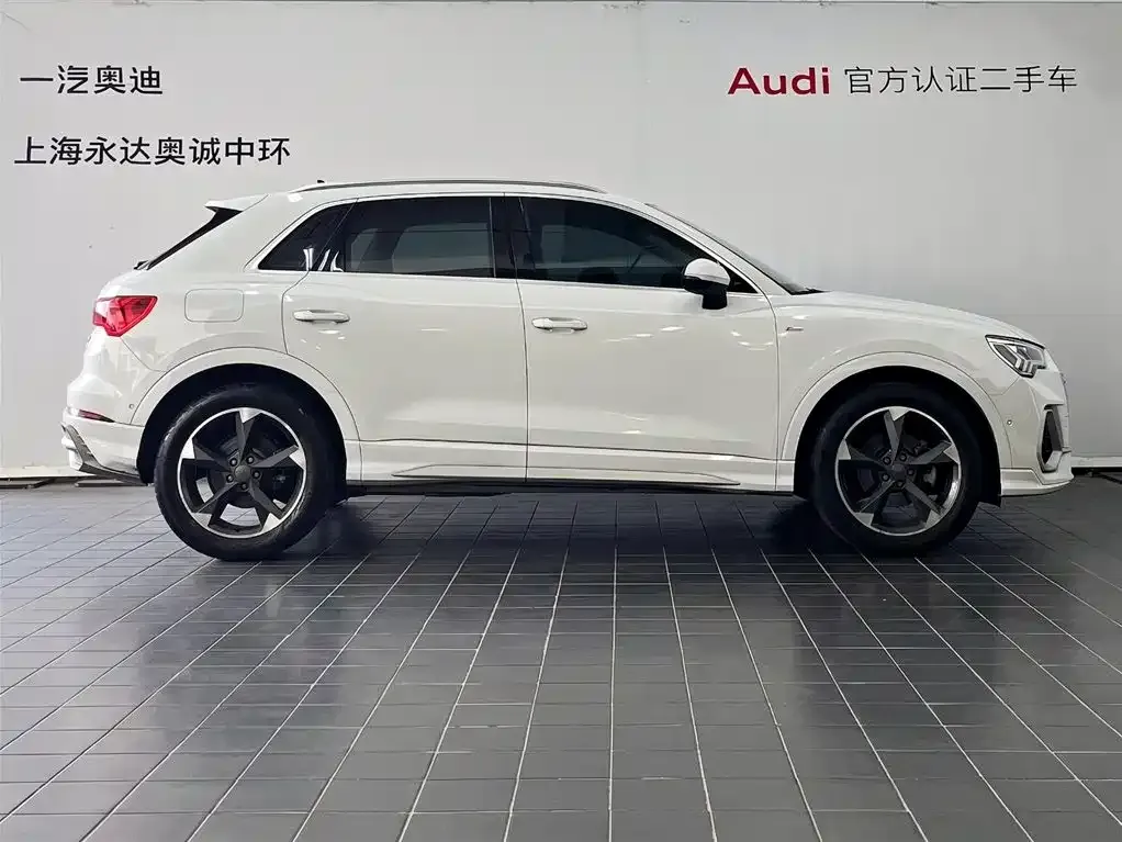 Audi Q3 2021 из CN, фото 3