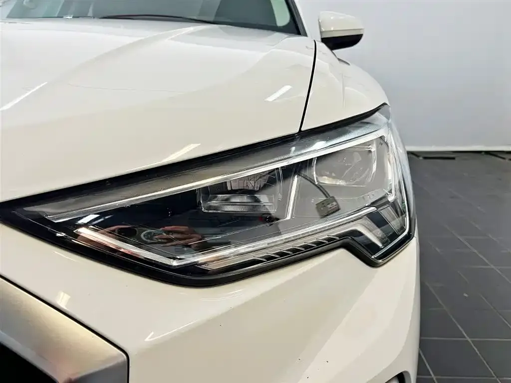 Audi Q3 2021 из CN, фото 5