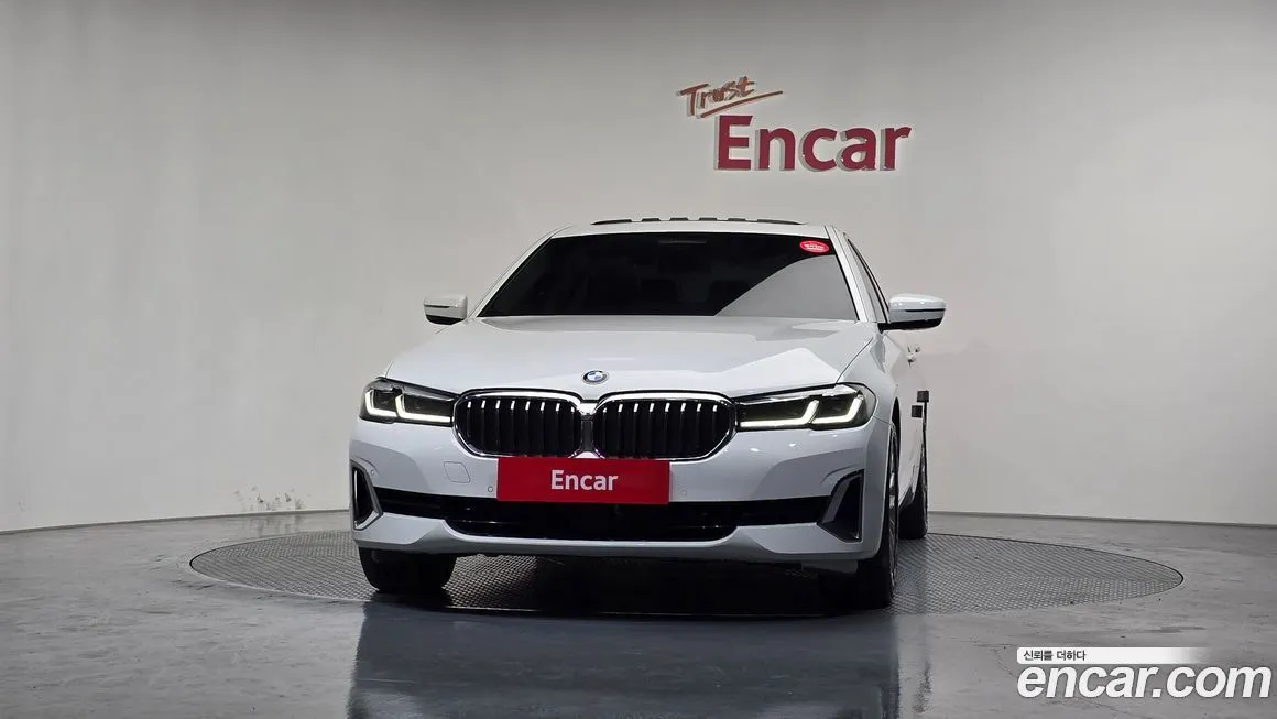 BMW 5-Series 2021 из KR, фото 3