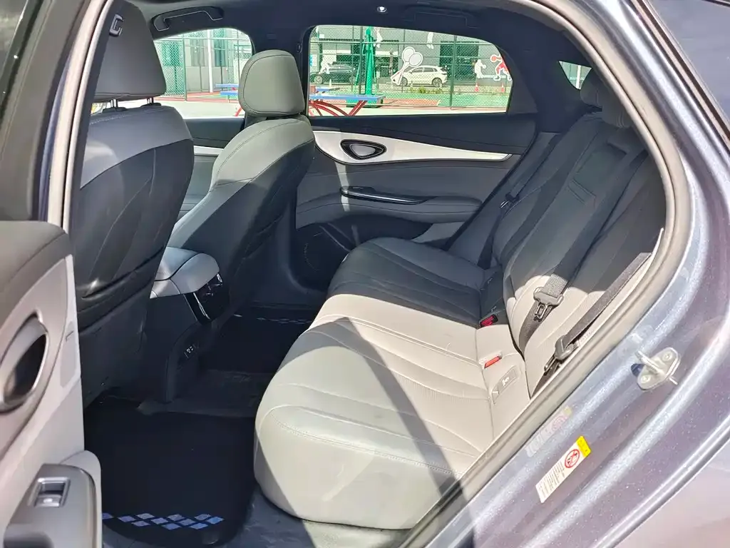 BYD Seal 07 DM-i 2025 из CN, фото 5