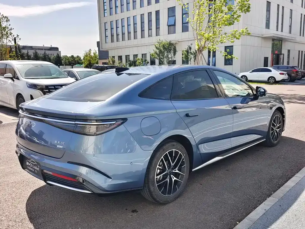 BYD Seal 07 DM-i 2025 из CN, фото 9