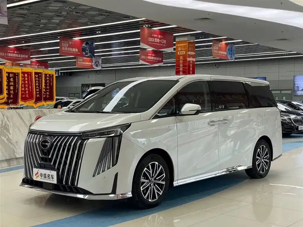 GAC Motor Trumpchi M8 — фото 1