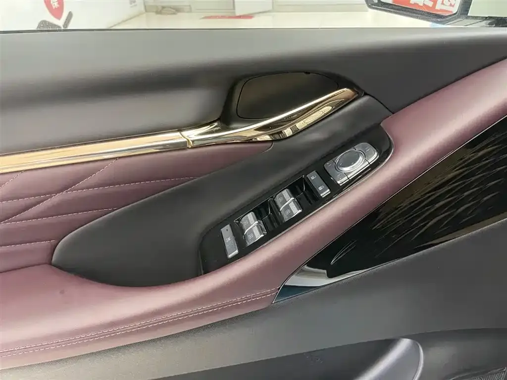 GAC Motor Trumpchi M8 — фото 2