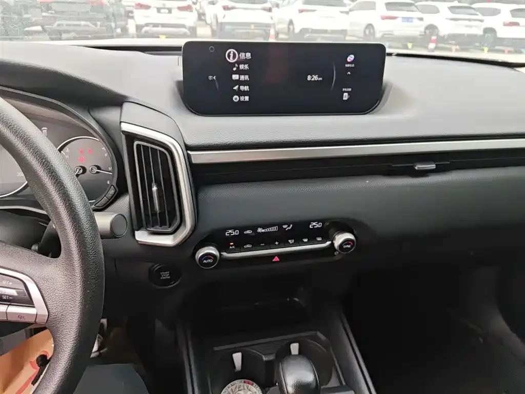Mazda CX-50 2024 из CN, фото 10