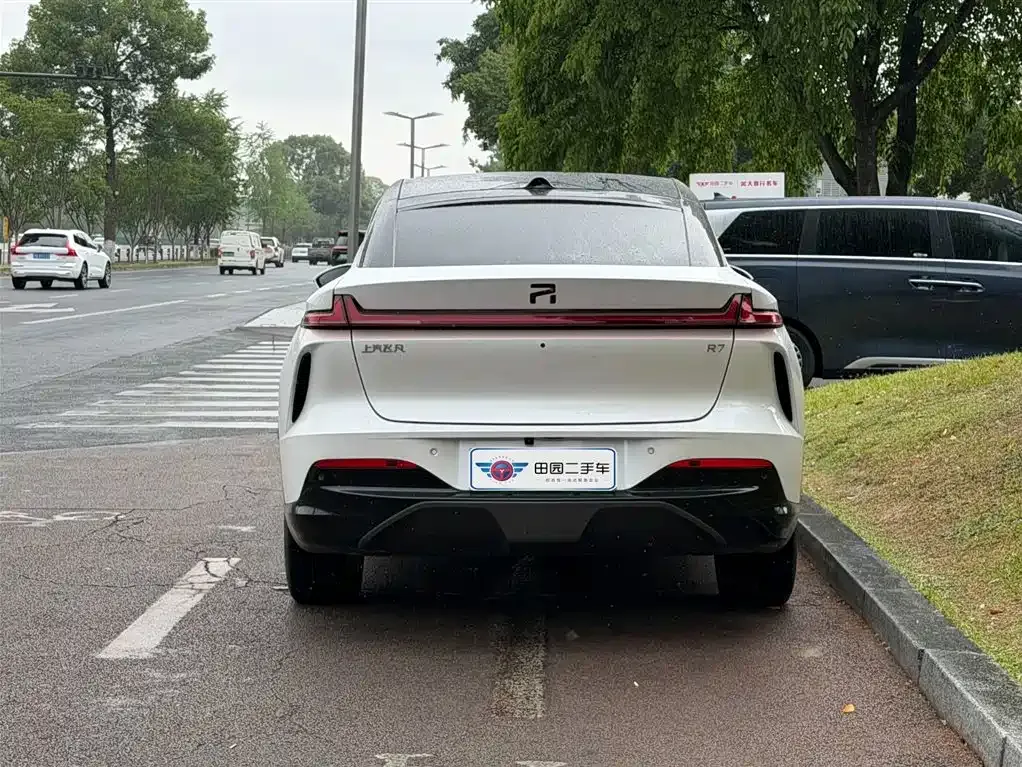 Roewe Feifan R7 2023 из CN, фото 4
