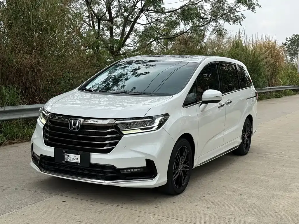 Honda Odyssey — фото 1