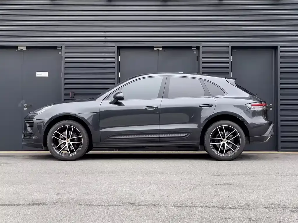Porsche Macan — фото 9