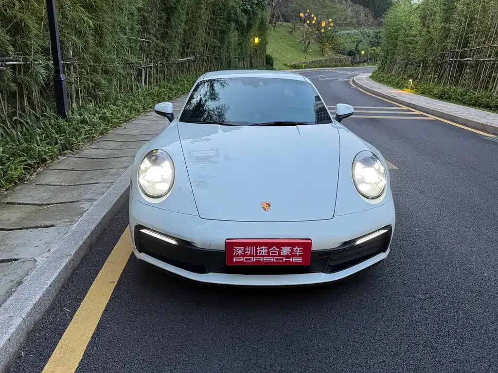 Porsche 911 2021 из CN, фото 6