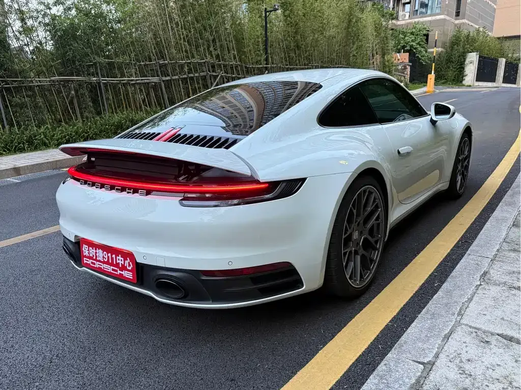 Porsche 911 2021 из CN, фото 9