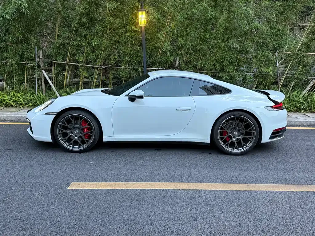 Porsche 911 2021 из CN, фото 4