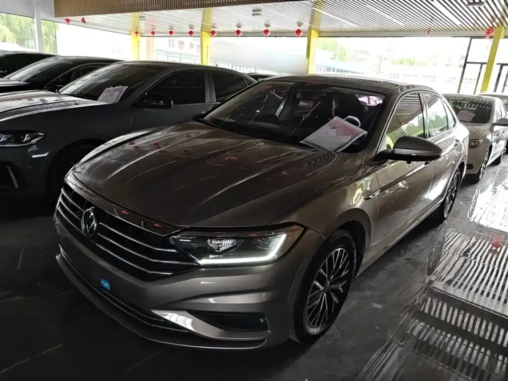 Volkswagen Sagitar