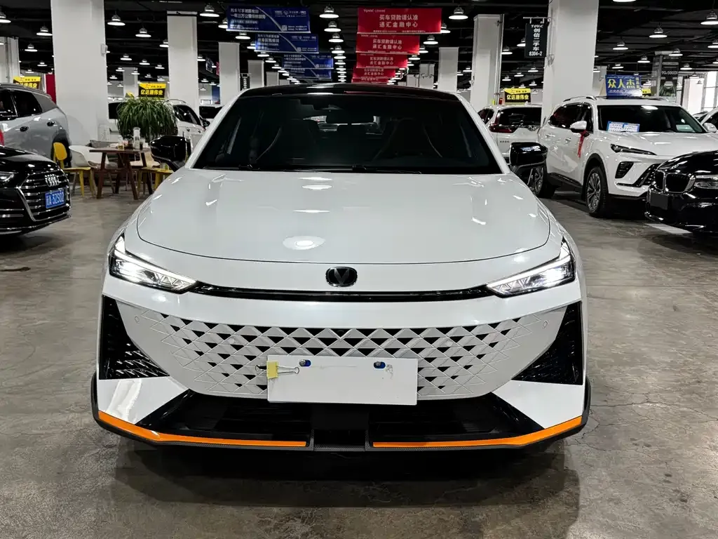 Changan UNI-V 2025 из CN, фото 1