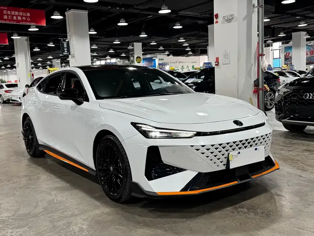 Changan UNI-V 2025 из CN, фото 4
