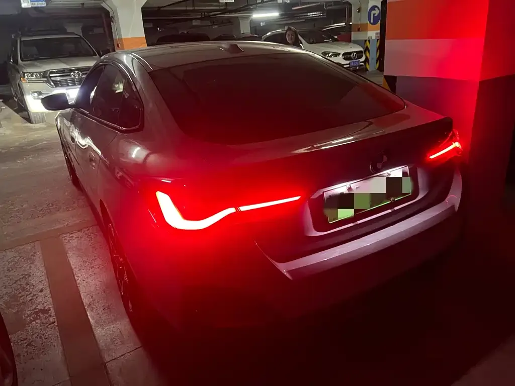 BMW i4 2025 из CN, фото 9