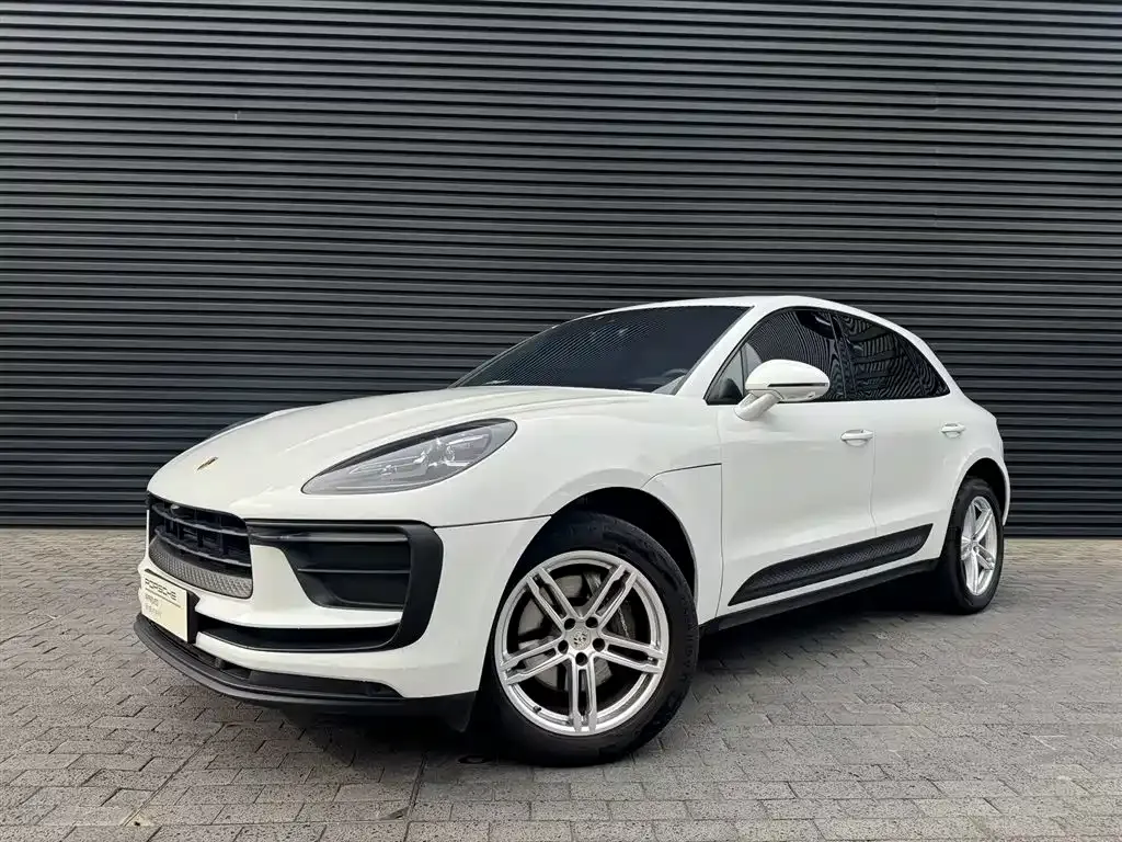 Porsche Macan — фото 1