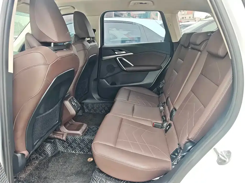 BMW X1 2023 из CN, фото 7