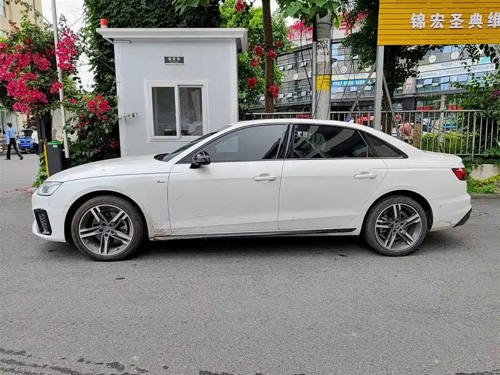 Audi A4L — фото 10