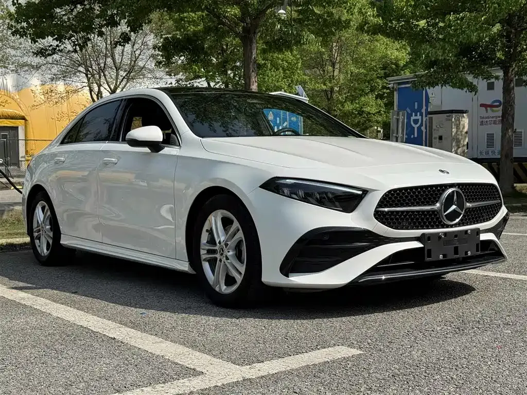 Mercedes-Benz A-Class — фото 9