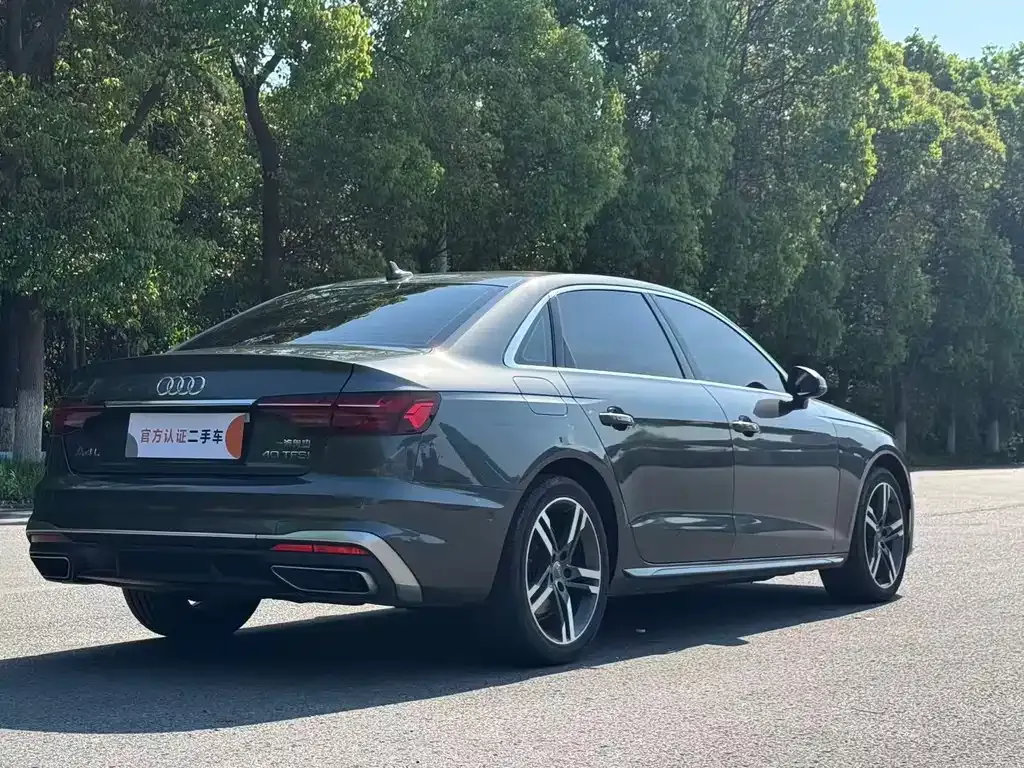 Audi A4L — фото 4