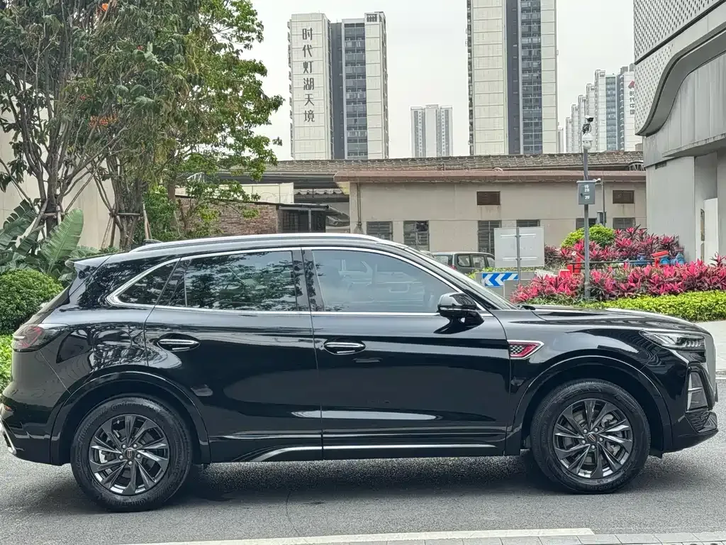 Hongqi HS5 — фото 5