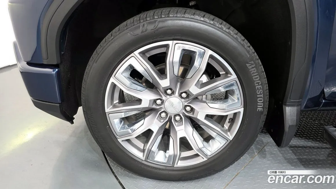 GMC Sierra 2023 из KR, фото 3