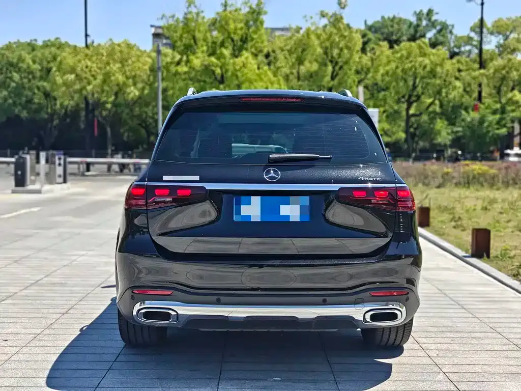 Mercedes-Benz GLS — фото 10