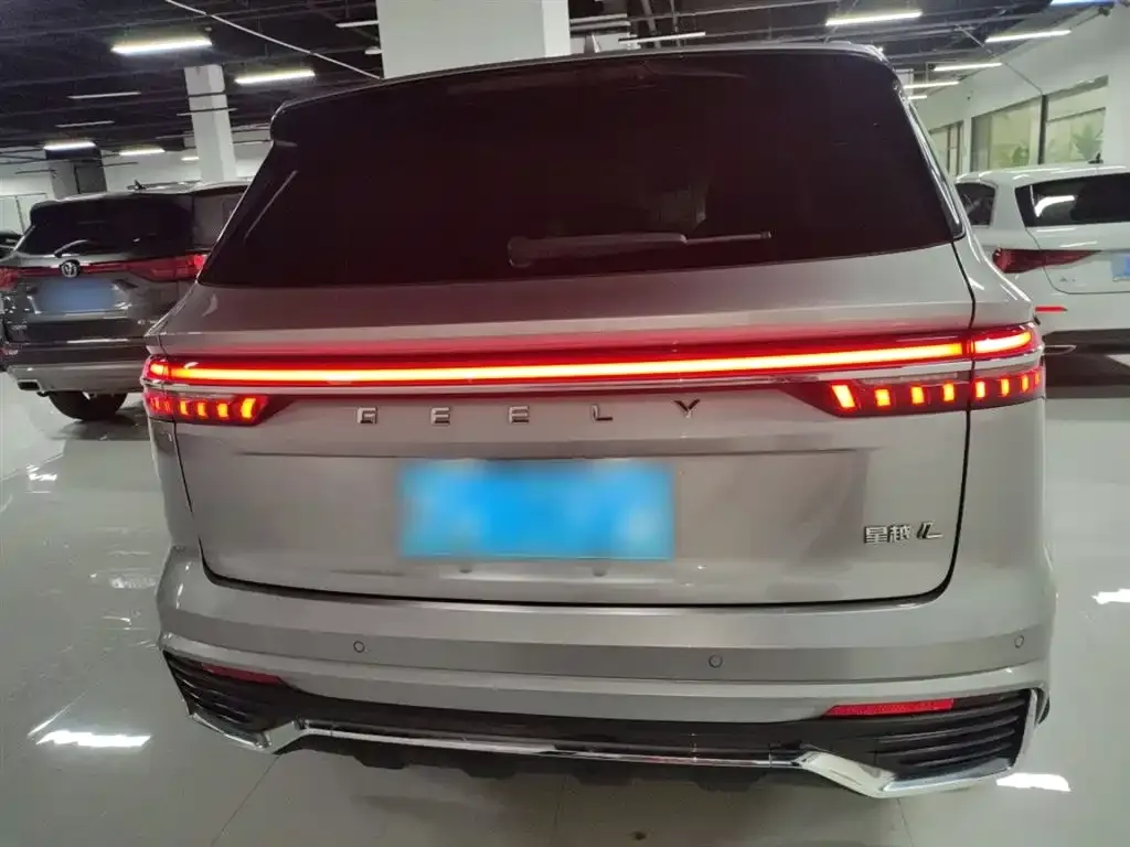 Geely Xingyue L — фото 10