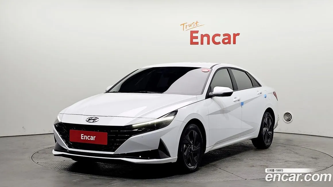 Hyundai AVANTE 2023 из KR, фото 1