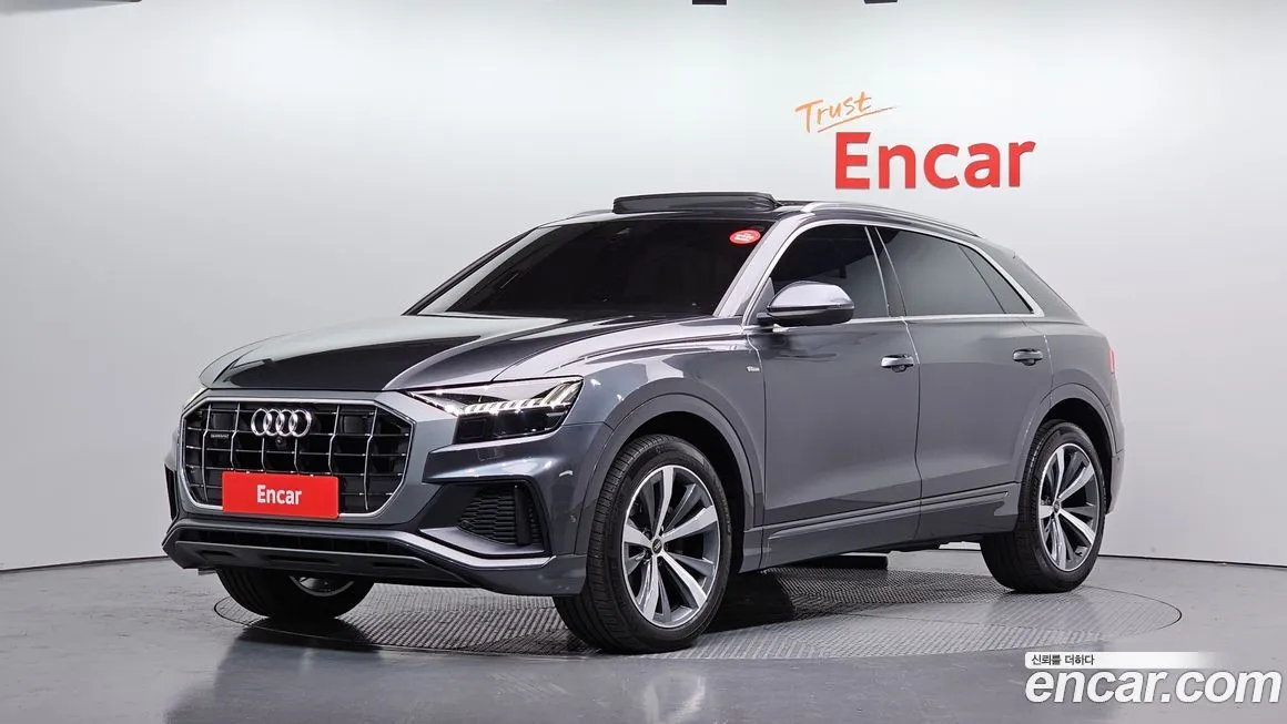 Audi Q8