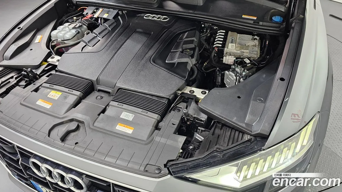 Audi Q8 2022 из KR, фото 8