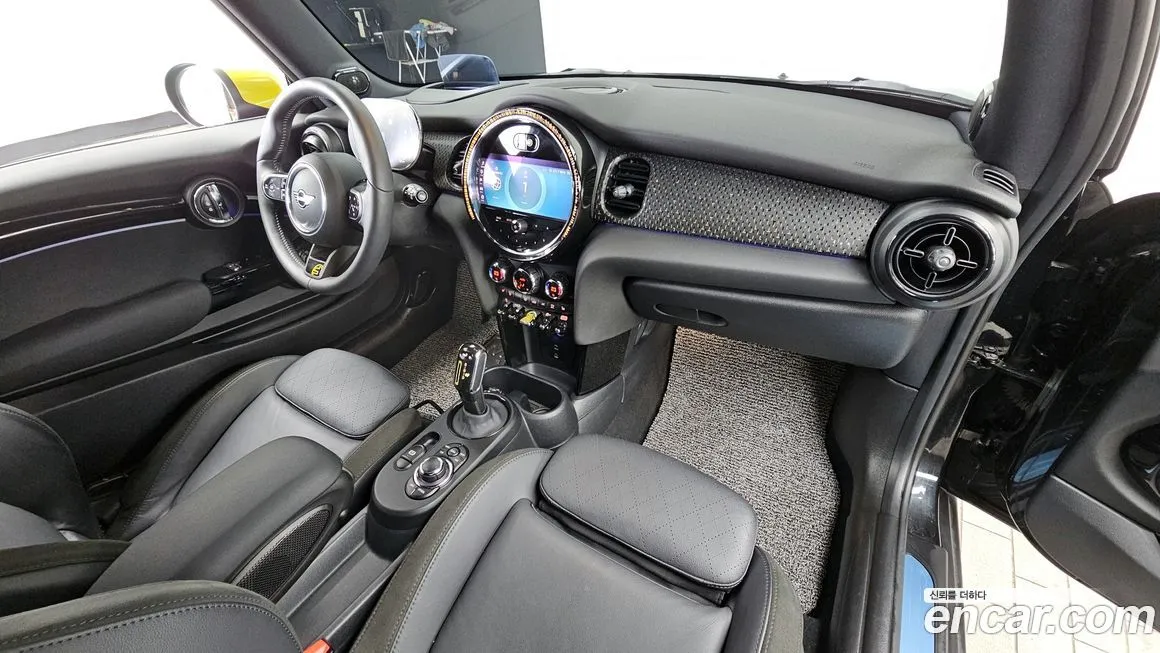 Mini Cooper 2024 из KR, фото 8