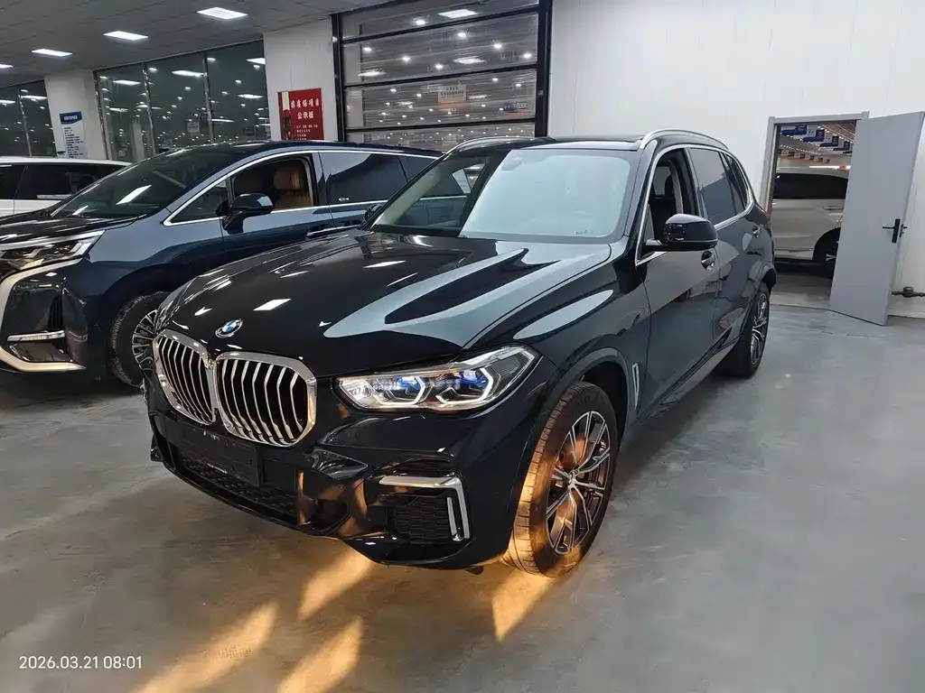BMW X5 — фото 1