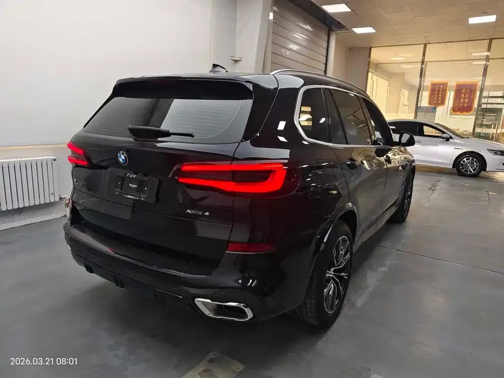 BMW X5 — фото 2