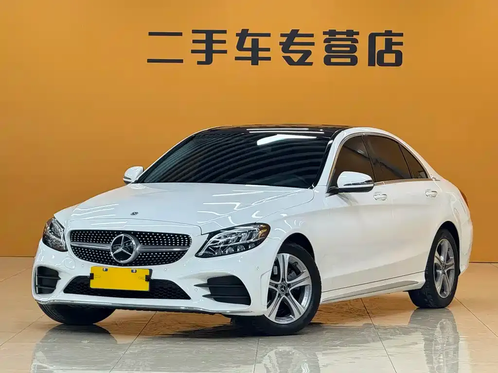 Mercedes-Benz C-Class — фото 1