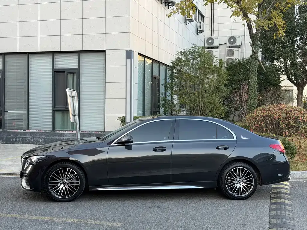 Mercedes-Benz C-Class — фото 4